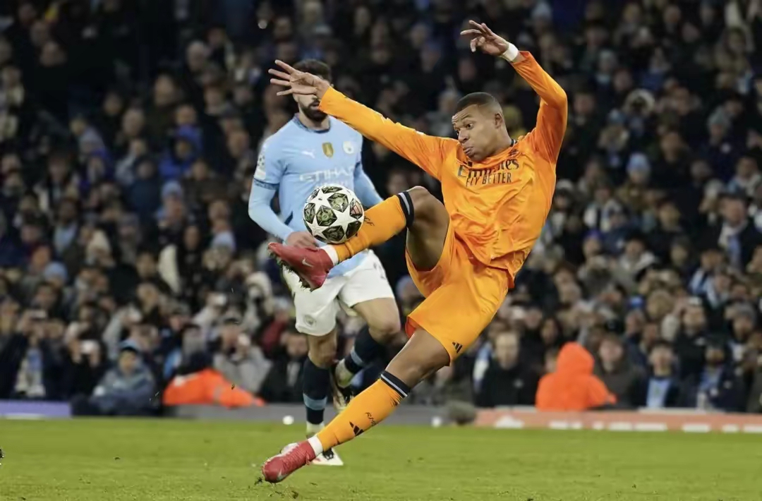 九游-哈兰德爆冷击败巴黎圣日耳曼，惊险取胜引爆全场！的简单介绍